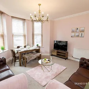 Apartment Ocean Spray By Grandeur, Bournemouth
