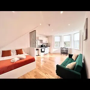 Apartment The Sea View 302, The Kove,, Bournemouth